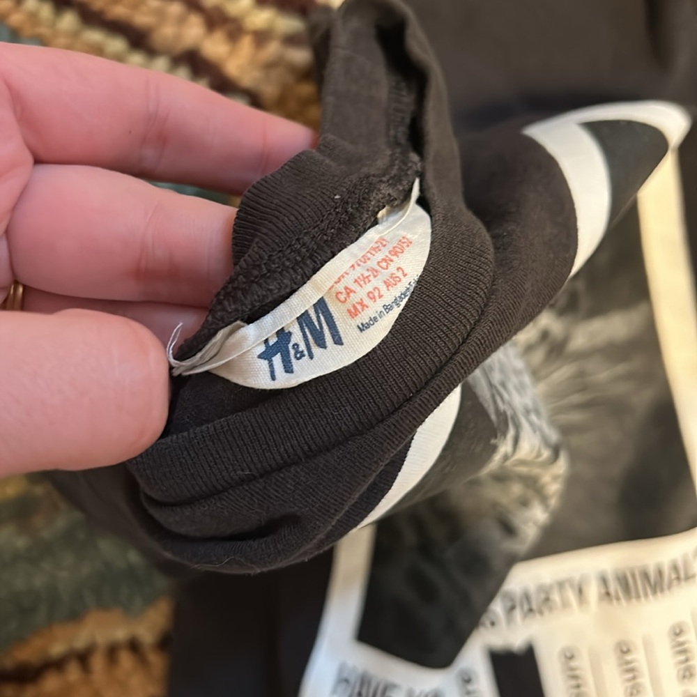 2T Bundle of FIVE items! Old Navy, H&M, Spirit Kids - Picture 7 of 8